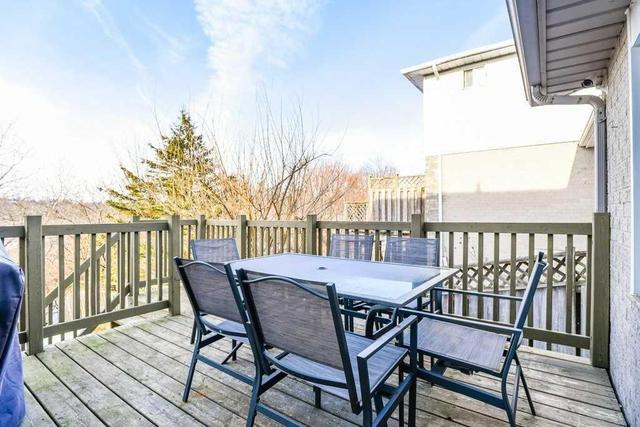 80 Greenore Cres, House attached with 3 bedrooms, 2 bathrooms and 2 parking in Halton Hills ON | Image 19