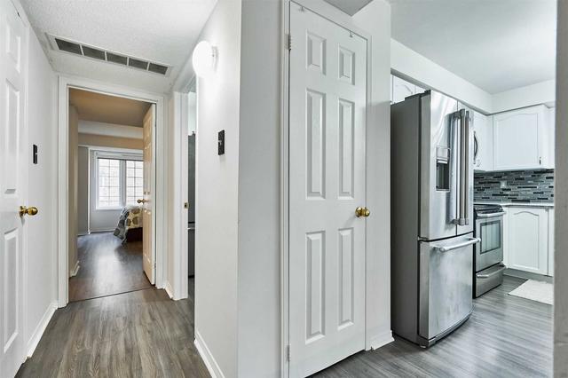 65 - 42 Pinery Tr, Townhouse with 3 bedrooms, 2 bathrooms and 1 parking in Toronto ON | Image 5