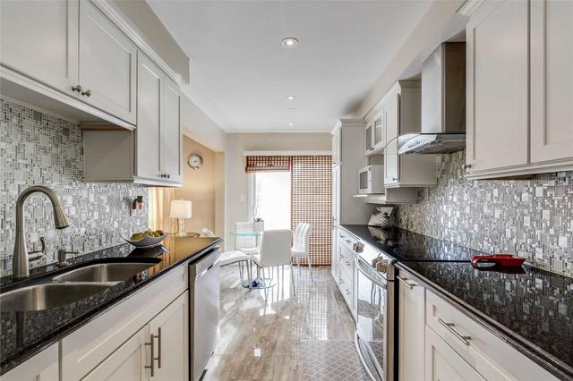 4802 Dovehouse Dr, House semidetached with 3 bedrooms, 3 bathrooms and 2 parking in Mississauga ON | Image 6