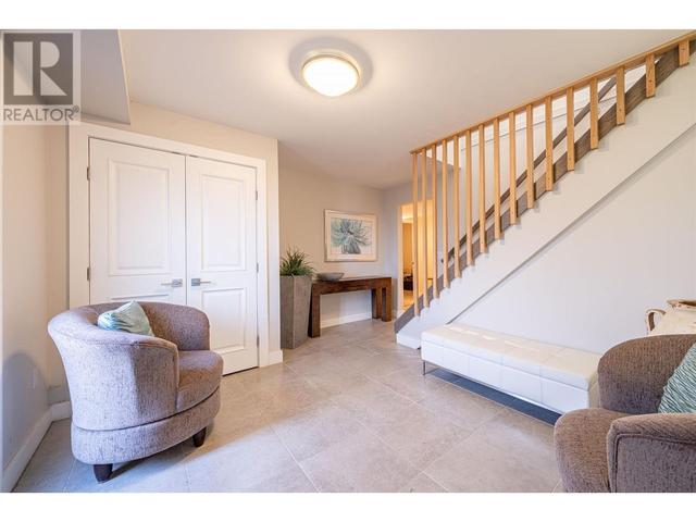 3065 Sunnyview Road, House detached with 4 bedrooms, 3 bathrooms and 10 parking in Vernon BC | Image 8