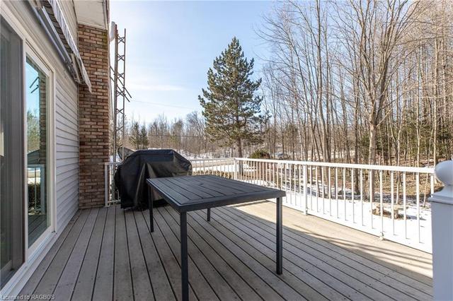 702851 Sideroad 5, House detached with 4 bedrooms, 2 bathrooms and 6 parking in Chatsworth ON | Image 40