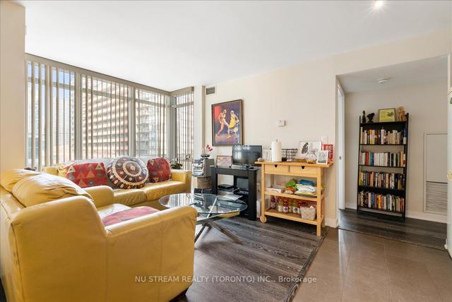 706 - 15 Fort York Blvd W, Condo with 2 bedrooms, 2 bathrooms and 1 parking in Toronto ON | Image 15