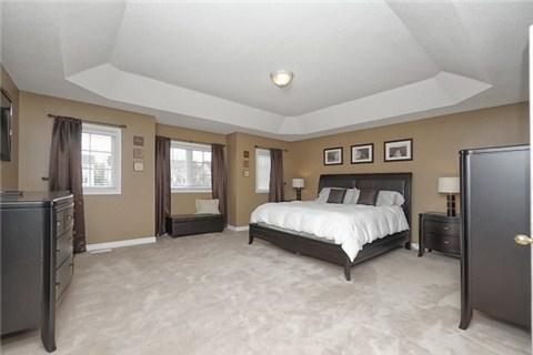 1012 Coyston Dr, House detached with 4 bedrooms, 3 bathrooms and 2 parking in Oshawa ON | Image 13