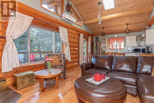 109 Cranberry Rd, House detached with 2 bedrooms, 1 bathrooms and 3 parking in Saltspring Island BC | Image 13