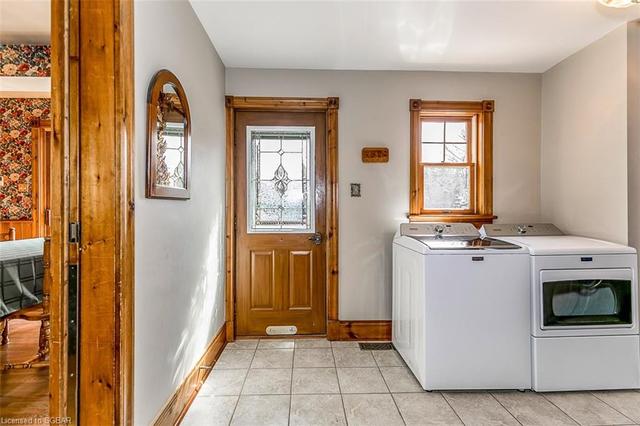 7449 Nottawa Sideroad E, House detached with 4 bedrooms, 2 bathrooms and null parking in Clearview ON | Image 6