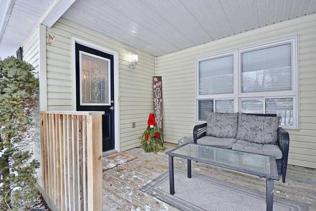 3885 30th Side Rd, House detached with 3 bedrooms, 1 bathrooms and 11 parking in Innisfil ON | Image 12