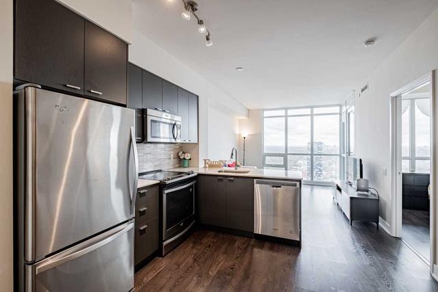 3304 - 30 Roehampton Ave, Condo with 1 bedrooms, 1 bathrooms and 0 parking in Toronto ON | Image 20