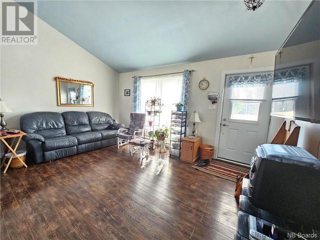 352 Sutherland Brook, House detached with 2 bedrooms, 2 bathrooms and null parking in Drummond P NB | Image 6