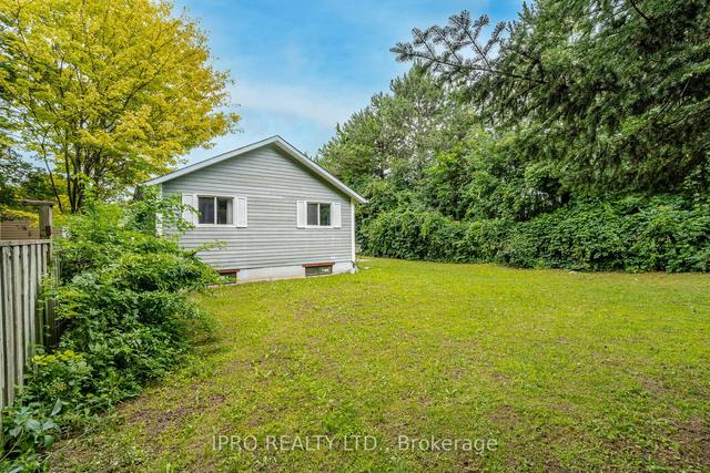 80 Elizabeth St, House detached with 3 bedrooms, 2 bathrooms and 5 parking in Barrie ON | Image 24