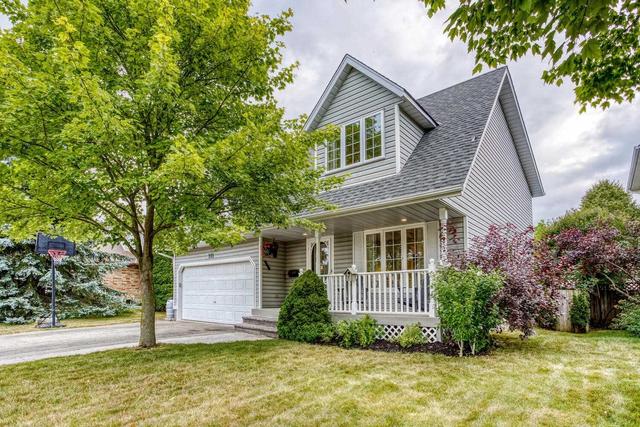 111 Pheasant Run Dr, House detached with 3 bedrooms, 2 bathrooms and 4 parking in Guelph ON | Image 1