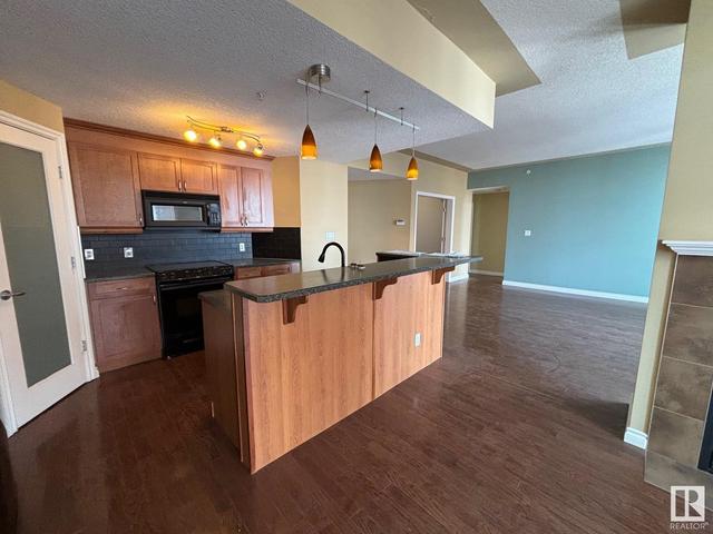 1102 - 9020 Jasper Av Nw, Condo with 1 bedrooms, 2 bathrooms and null parking in Edmonton AB | Image 7