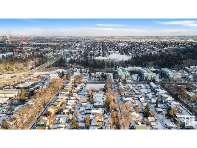9640 80 Av Nw, House detached with 3 bedrooms, 3 bathrooms and null parking in Edmonton AB | Image 53