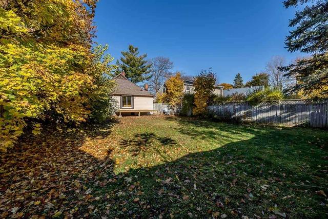 7 Napier St, House detached with 2 bedrooms, 1 bathrooms and 7 parking in Barrie ON | Image 17