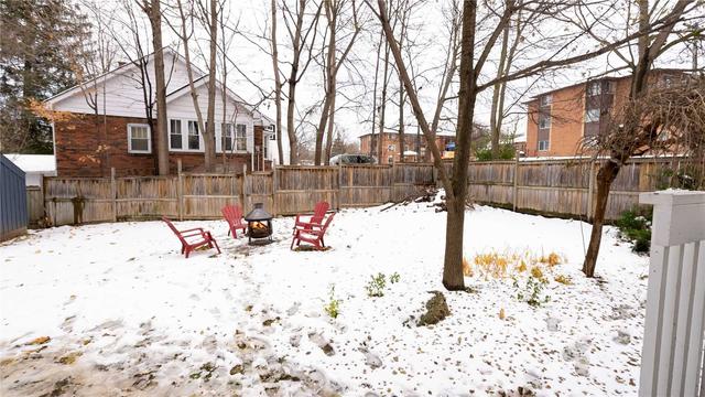 24 Penetang St, House detached with 3 bedrooms, 2 bathrooms and 4 parking in Barrie ON | Image 29
