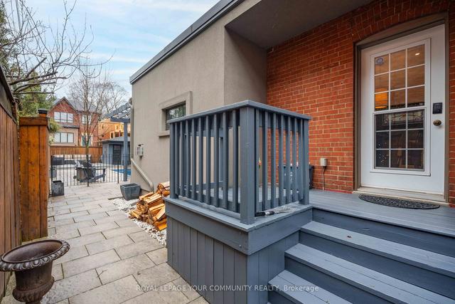 54 Cameron Cres, House detached with 3 bedrooms, 2 bathrooms and 2 parking in Toronto ON | Image 35