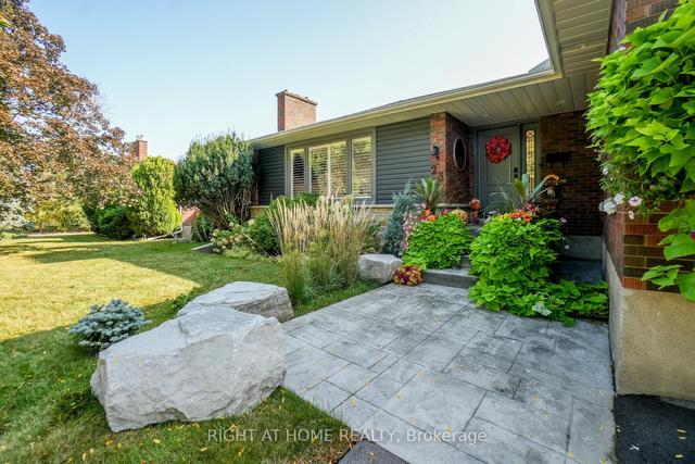 23 West Hampton Rd, House detached with 3 bedrooms, 2 bathrooms and 5 parking in St. Catharines ON | Image 12