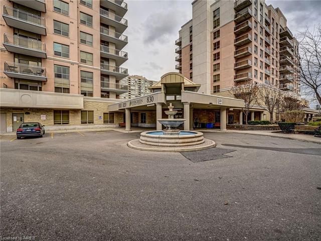 306 - 810 Scollard Court, House attached with 2 bedrooms, 2 bathrooms and 1 parking in Mississauga ON | Image 5