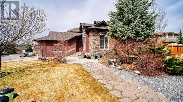 39 Panatella Crescent Nw, House detached with 4 bedrooms, 2 bathrooms and 4 parking in Calgary AB | Image 15
