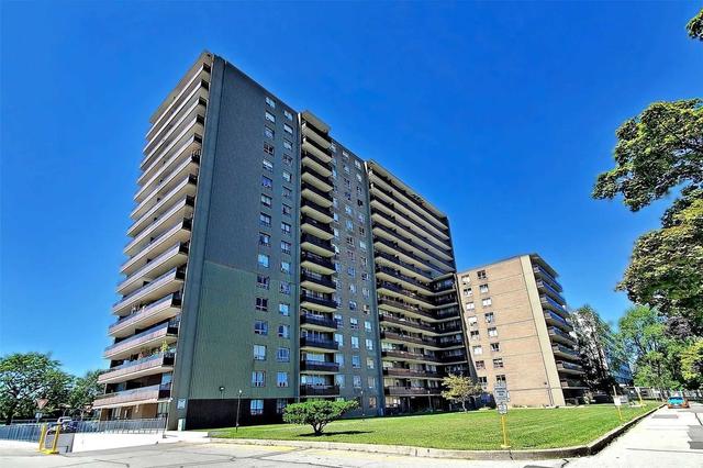 1105 - 180 Markham Rd, Condo with 3 bedrooms, 2 bathrooms and 1 parking in Toronto ON | Image 12