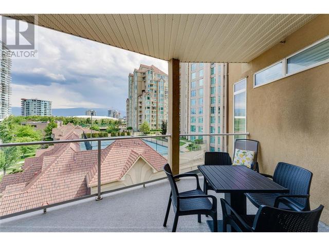542 - 1088 Sunset Drive, Condo with 2 bedrooms, 2 bathrooms and 1 parking in Kelowna BC | Image 8