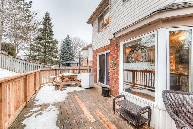 135 Cavelletti Crt, House detached with 3 bedrooms, 3 bathrooms and 3 parking in Waterloo ON | Image 26