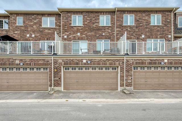 216 Ellen Davidson Dr, House attached with 3 bedrooms, 3 bathrooms and 2 parking in Oakville ON | Image 35