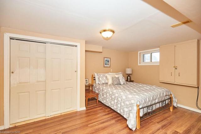 2943 St Paul Avenue, House detached with 4 bedrooms, 2 bathrooms and 7 parking in Niagara Falls ON | Image 17
