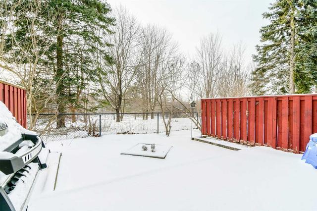 43 Baronwood Crt, Townhouse with 3 bedrooms, 2 bathrooms and 1 parking in Brampton ON | Image 19