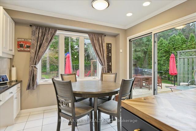 20 Iris Cres, House detached with 4 bedrooms, 4 bathrooms and 4 parking in Brampton ON | Image 24