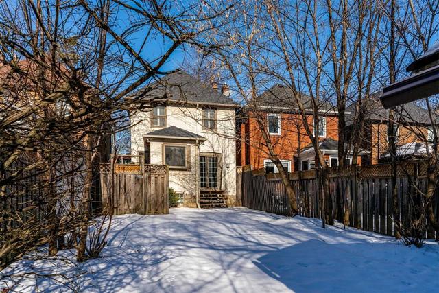 171 Chaplin Cres, House detached with 3 bedrooms, 2 bathrooms and 1 parking in Toronto ON | Image 27