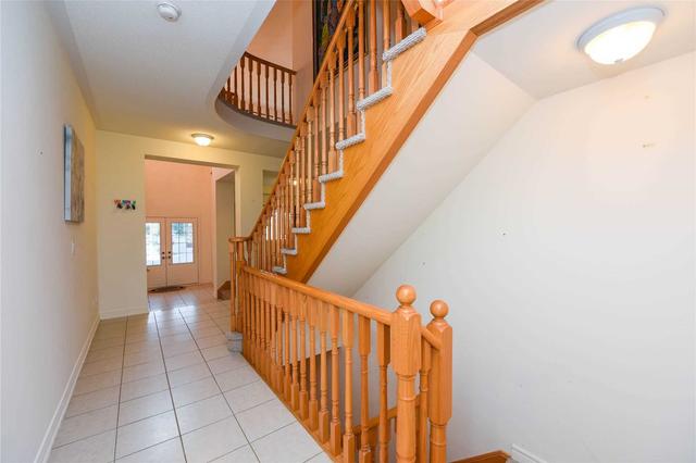 147 Latania Blvd, House detached with 4 bedrooms, 6 bathrooms and 6 parking in Brampton ON | Image 6
