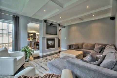 121 Royal West Dr, House detached with 4 bedrooms, 4 bathrooms and 4 parking in Brampton ON | Image 9