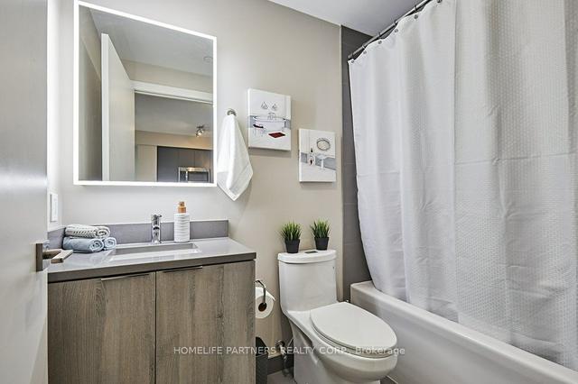 707 - 223 St. Clair Ave W, Condo with 1 bedrooms, 1 bathrooms and 1 parking in Toronto ON | Image 8