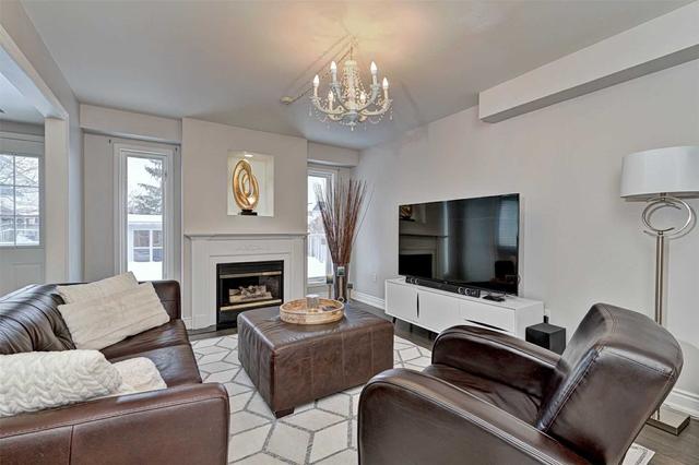2876 Darien Rd, House detached with 4 bedrooms, 4 bathrooms and 5 parking in Burlington ON | Image 2