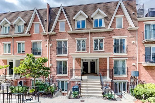 827 - 12 Laidlaw St, Townhouse with 2 bedrooms, 2 bathrooms and 1 parking in Toronto ON | Image 1