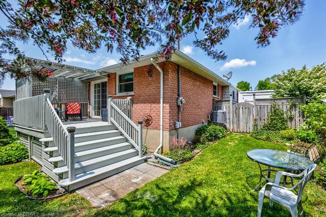 32 Vanier Place, House semidetached with 4 bedrooms, 2 bathrooms and null parking in St. Thomas ON | Image 22