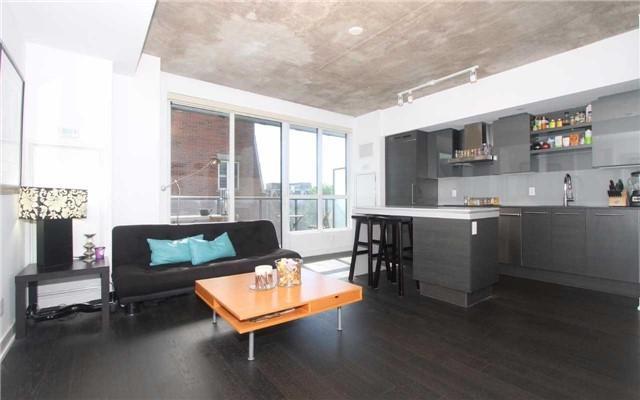 352 - 1030 King St W, Condo with 2 bedrooms, 2 bathrooms and 1 parking in Toronto ON | Image 5