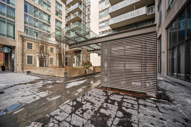 709 - 1 Bedford Rd, Condo with 2 bedrooms, 2 bathrooms and 2 parking in Toronto ON | Image 23