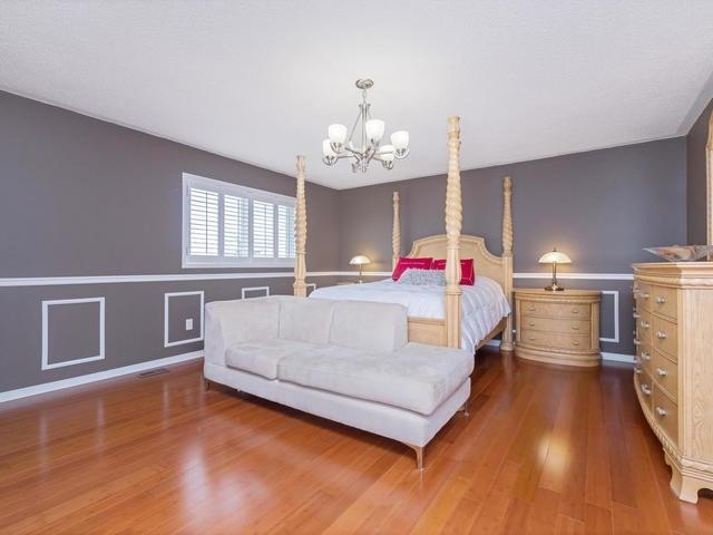 3589 Jorie Cres, House detached with 4 bedrooms, 3 bathrooms and 2 parking in Mississauga ON | Image 9