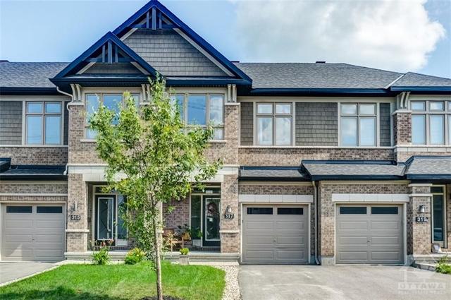 317 Livery Street, Townhouse with 3 bedrooms, 3 bathrooms and 2 parking in Ottawa ON | Image 1