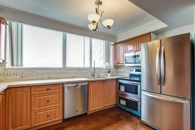 1810 - 3700 Kaneff Cres, Condo with 1 bedrooms, 1 bathrooms and 1 parking in Mississauga ON | Image 6