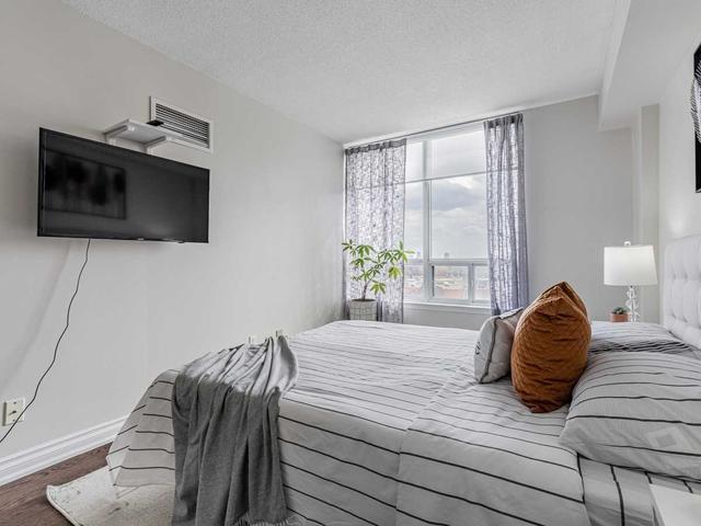 1002 - 120 Promenade Circ, Condo with 2 bedrooms, 2 bathrooms and 1 parking in Vaughan ON | Image 14