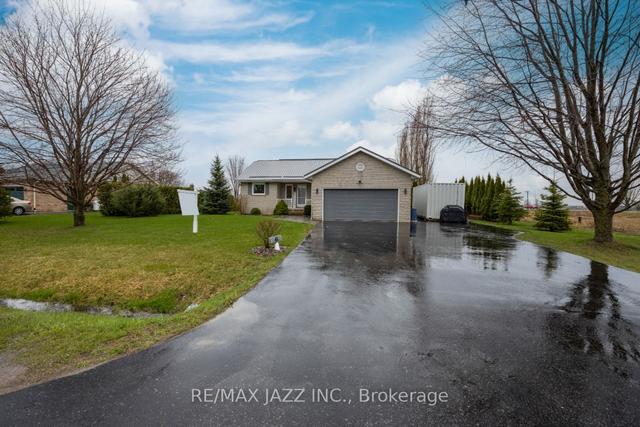 6 Hallett Cres, House detached with 2 bedrooms, 2 bathrooms and 7 parking in Kawartha Lakes ON | Image 22