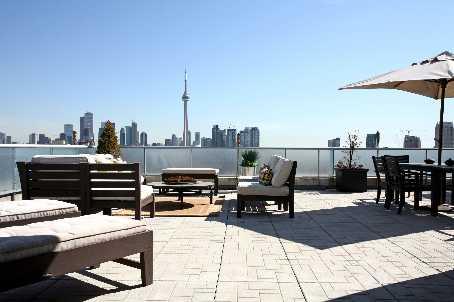 lph2 - 1 Shaw St, Condo with 2 bedrooms, 2 bathrooms and 2 parking in Toronto ON | Image 1