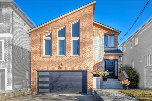 30 Regina Ave, House detached with 4 bedrooms, 4 bathrooms and 4 parking in Toronto ON | Image 29
