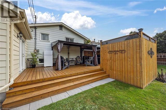 1314 Waverley Crescent, House detached with 3 bedrooms, 1 bathrooms and 6 parking in Kingston ON | Image 35