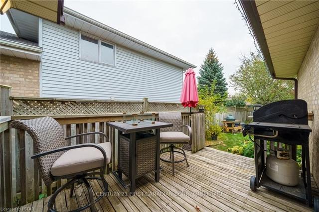 118 Ashley Cres, House detached with 3 bedrooms, 2 bathrooms and 3 parking in London ON | Image 25