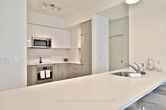 th1 - 223 St Clair Ave W, Townhouse with 3 bedrooms, 3 bathrooms and 2 parking in Toronto ON | Image 3