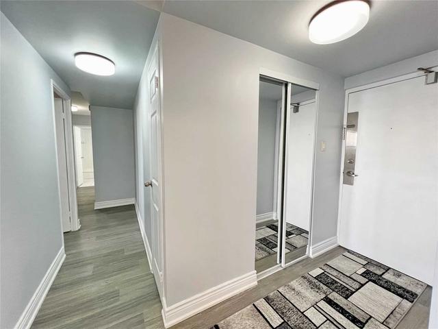 908 - 25 Sunrise Ave, Condo with 3 bedrooms, 2 bathrooms and 1 parking in Toronto ON | Image 31