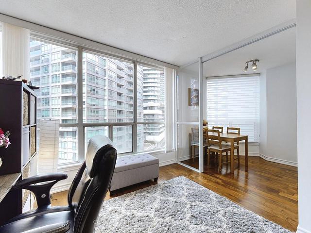 806 - 30 Holly St, Condo with 2 bedrooms, 2 bathrooms and 1 parking in Toronto ON | Image 13